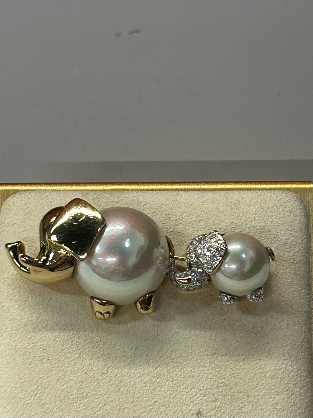 Carolee Vintage Gold and Pearl Elephant Brooch - Mother and Calf Design